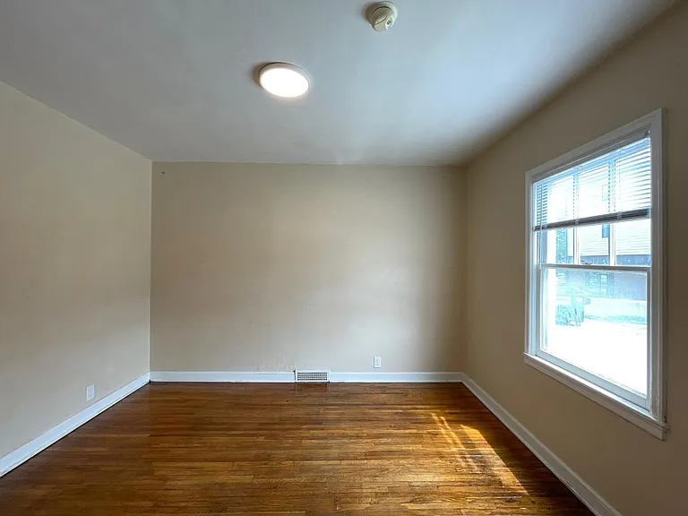 2518 Hunt St #2 — Photo 8