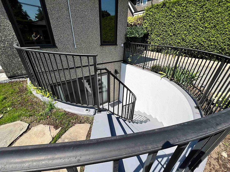 2054 Western Pkwy #BASEMENT — Photo 9