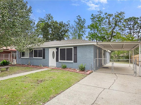 2nd image of 390 Oriole Dr