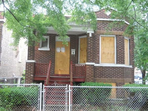 2nd image of 3157 S Karlov Ave