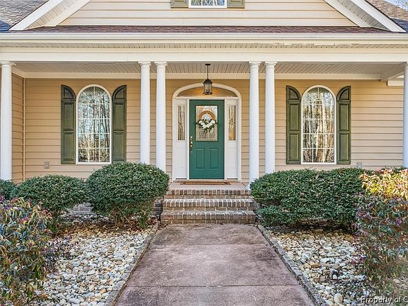 2nd image of 5376 Green Park Ln