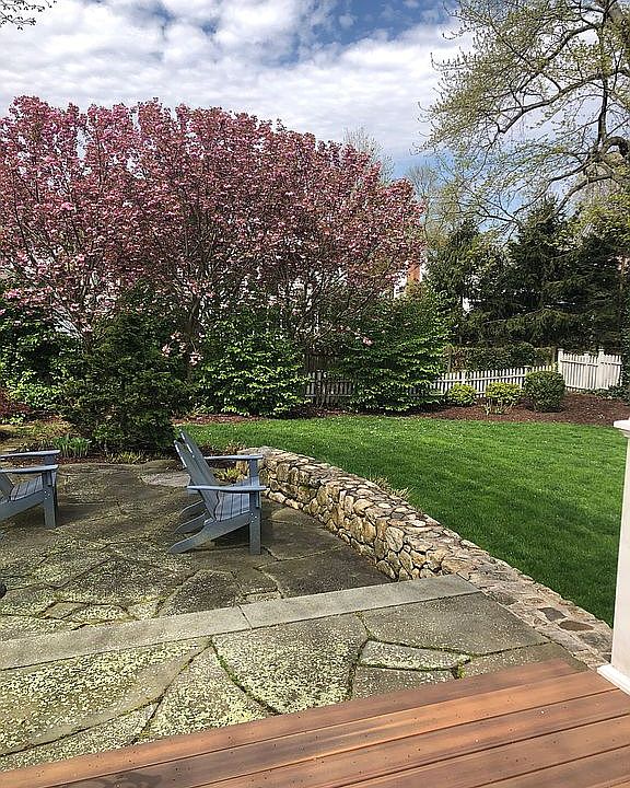 2nd image of 18 Patricia Ln