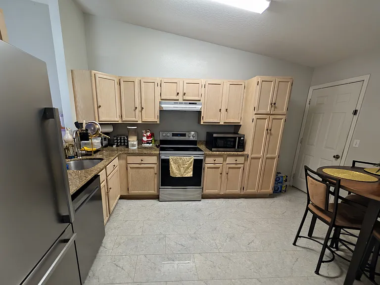 4053 Bonnie Dr #4053 — Photo 2