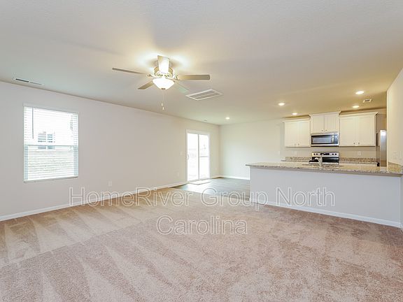 5th image of 4611 Glencraig Ave