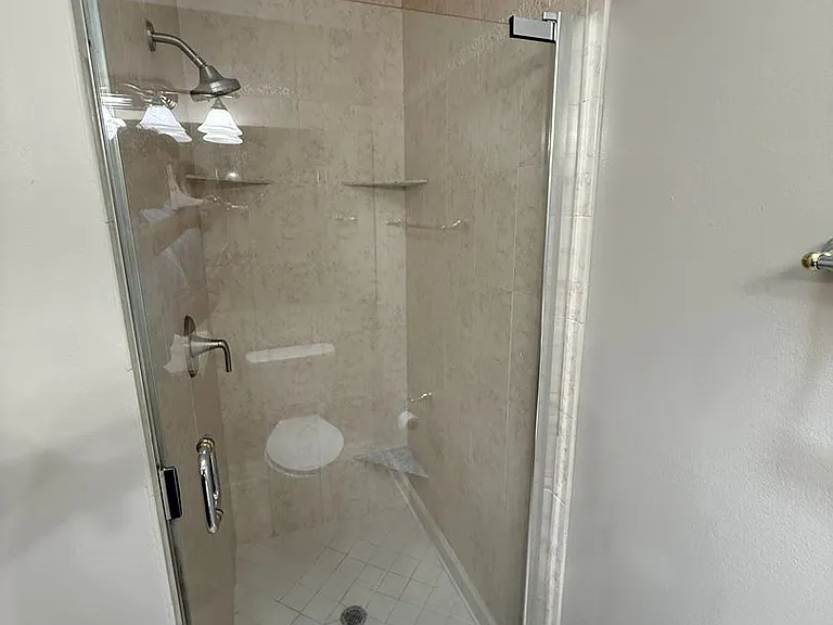 801 Heather Glen Cir — Photo 9