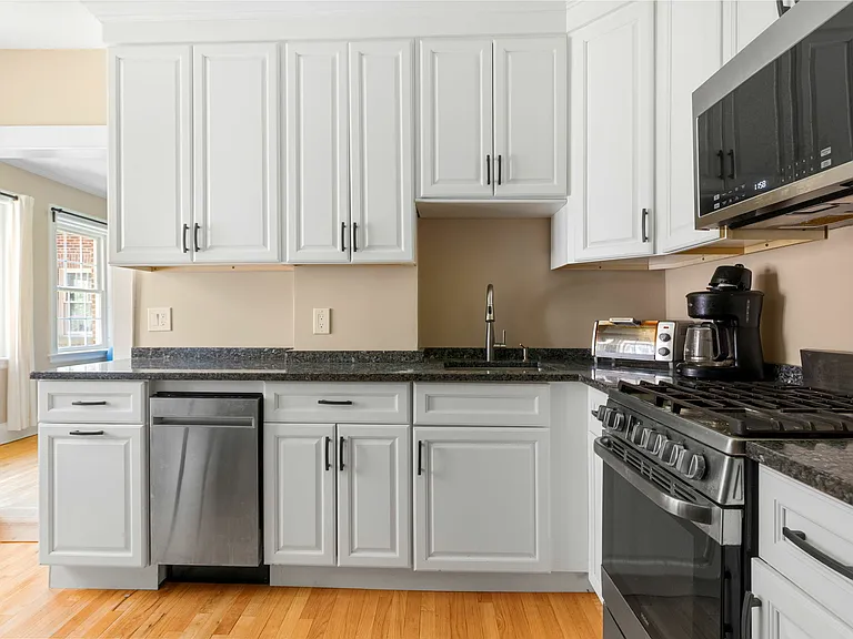 21 Chauncy St #21 — Photo 2