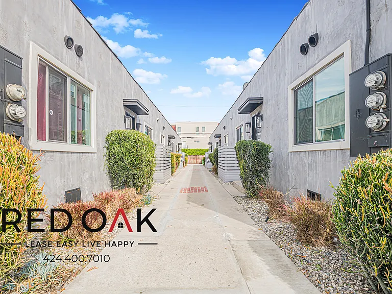 836 N Van Ness Ave #A — Photo 18