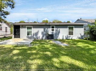 2402 Jones Rd, Baytown, TX 77521