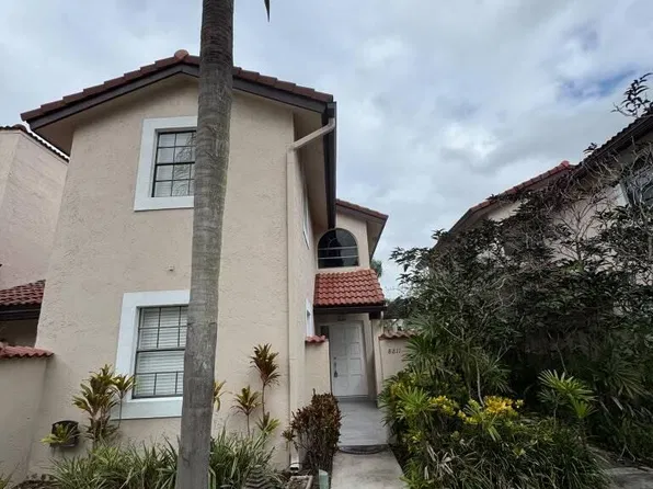 8811 W Sunrise Blvd, Fort Lauderdale, FL 33322
