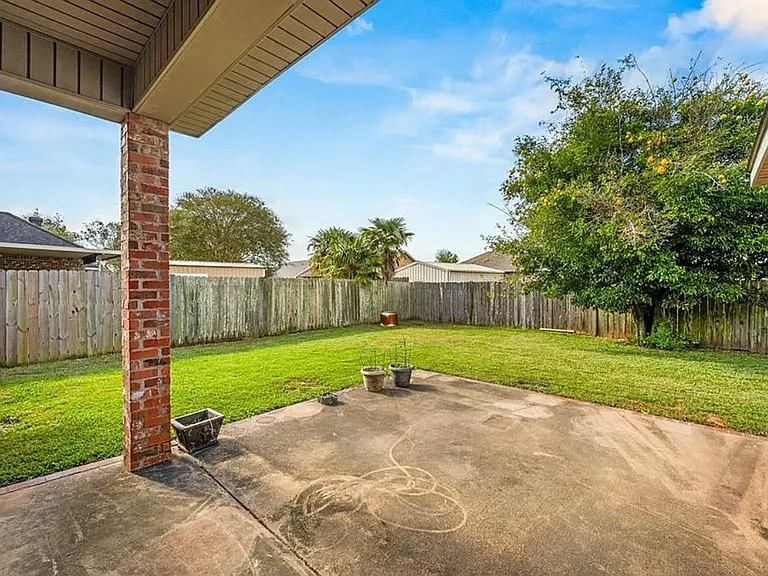 6004 Pepper Tree Dr — Photo 30