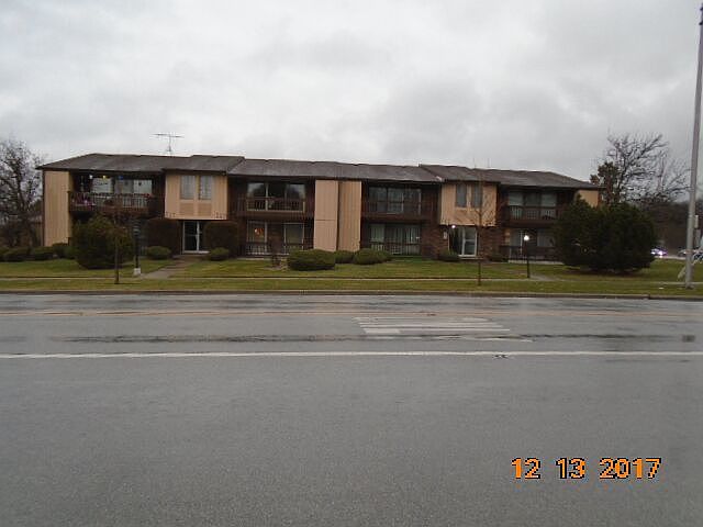 1st image of 429 S Cottage Grove Ave #429