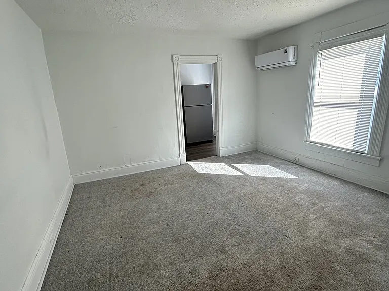 2228 Tulip St #B — Photo 6