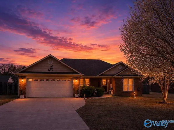 20400 Johnson Rd, Athens, AL 35613