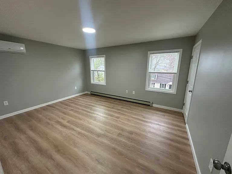 11 Bellview Rd #B — Photo 3