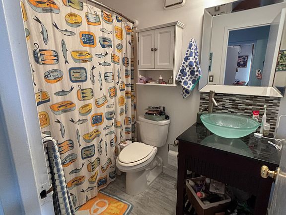 5th image of 25-40 Shore Blvd #7A