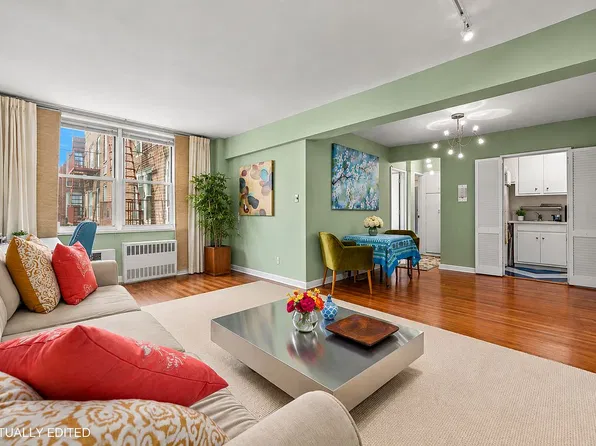 31-85 Crescent St #516, Astoria, NY 11106