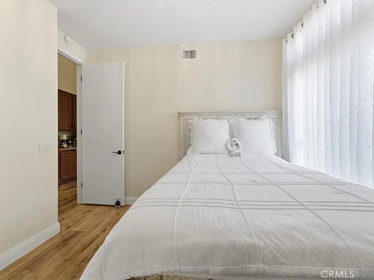 2749 Silver Oak Pl — Photo 27