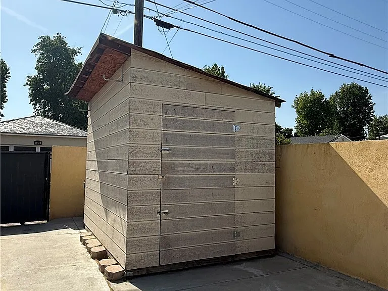 6517 White Oak Ave — Photo 20