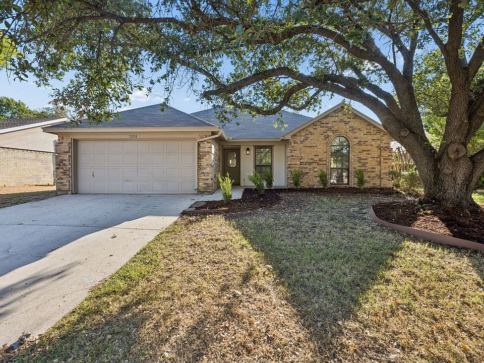 1st image of 7208 Meadowbrook Dr
