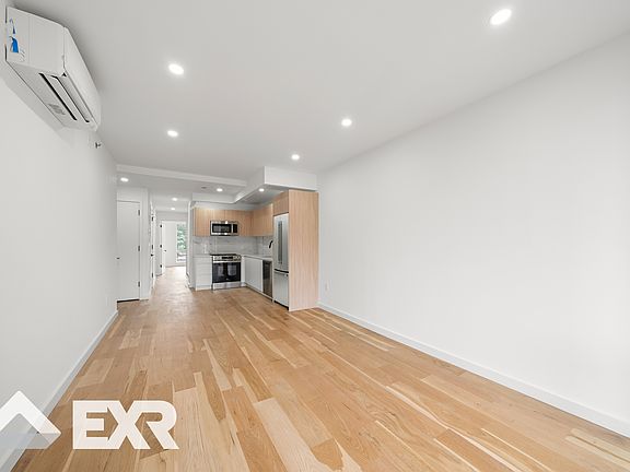 5th image of 105 Rogers Ave #201