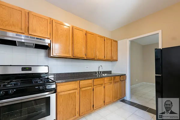 Rented by Garfield Realty  | media 42