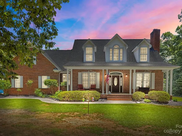 1300 Dutch Rd, Mount Pleasant, NC 28124