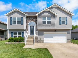 1332 Freedom Dr, Clarksville, TN 37042