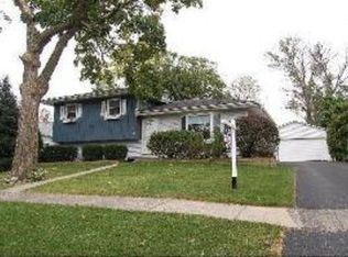 210 E Division St, Lemont, IL 60439