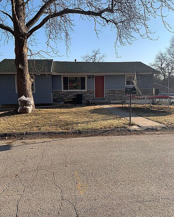 2nd image of 7825 Webster Ave