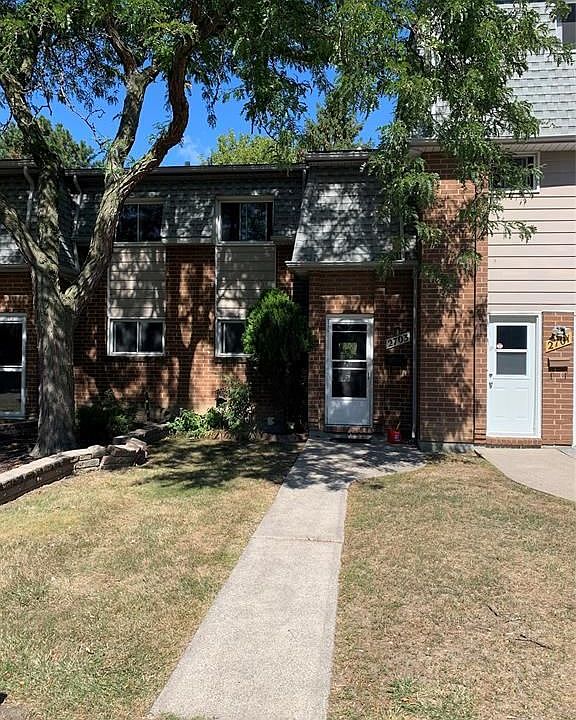 1st image of 2703 Vine Ct