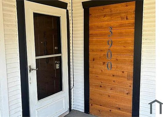 2nd image of 3900 Wilder St