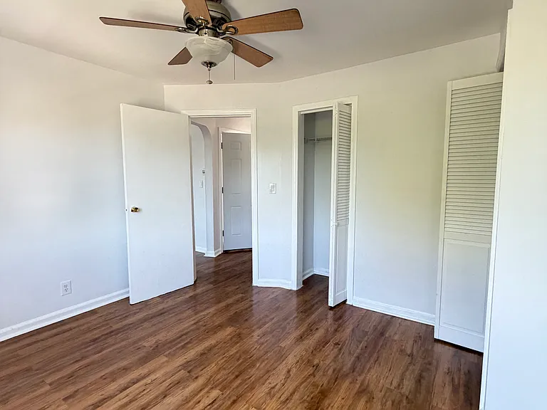 69 La Salle Ave #2 — Photo 12