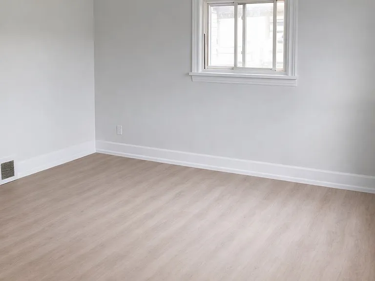 428 Thorold Rd #1 — Photo 4