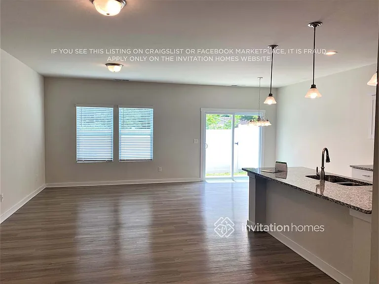 3015 Ayana Dr — Photo 3