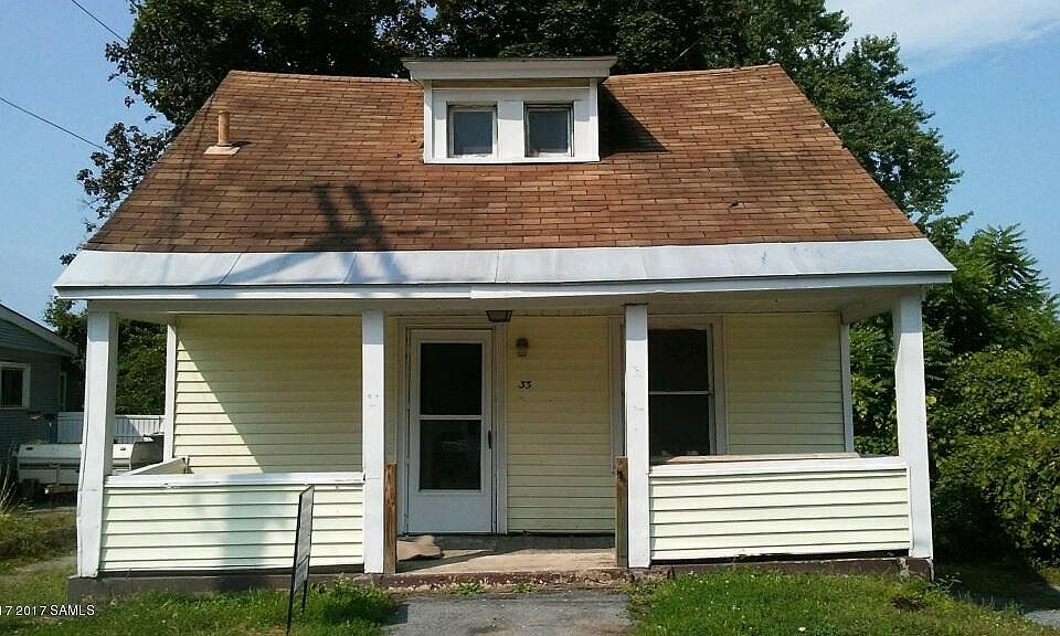 2nd image of 33 Delaware Ave