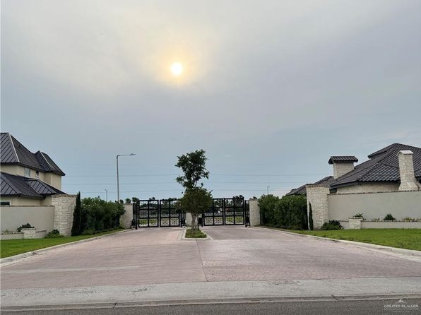 3018 W Rockefeller Ln, Edinburg, TX 78539