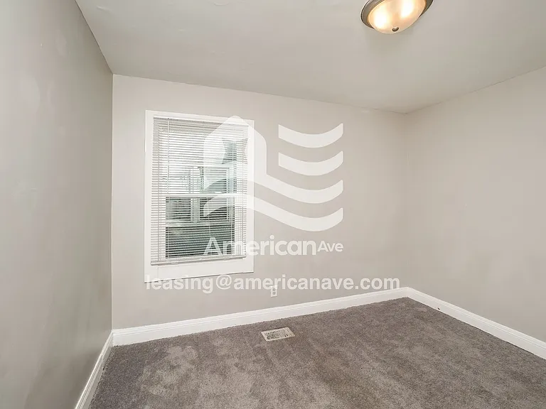 1168570_011_wm_-_bedroom_13189761.jpg