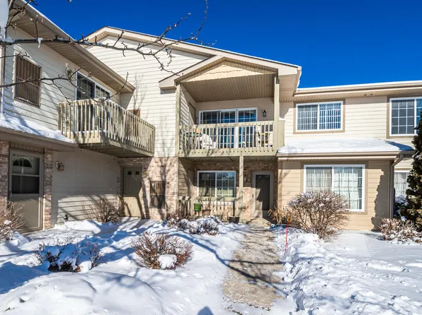 9930 74th St, Kenosha, WI 53142