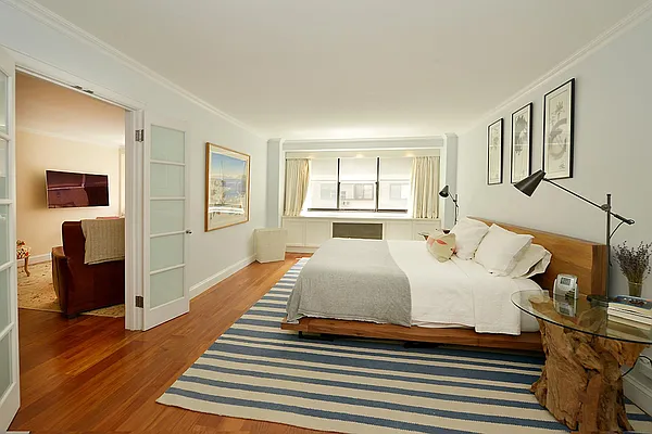 Sold by Stephen P. Wald | media 4