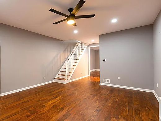 1st image of 2570 Edgemont St