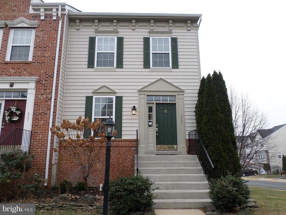 1st image of 515 Legrace Ter NE