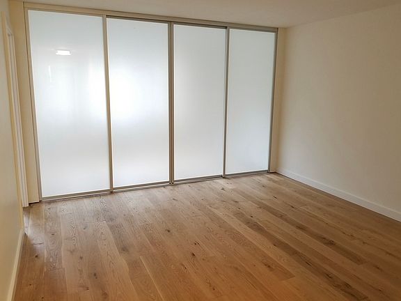 5th image of 279 E 44th St APT 2F