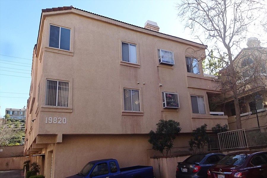 1st image of 19820 Sandpiper Pl Unit 38