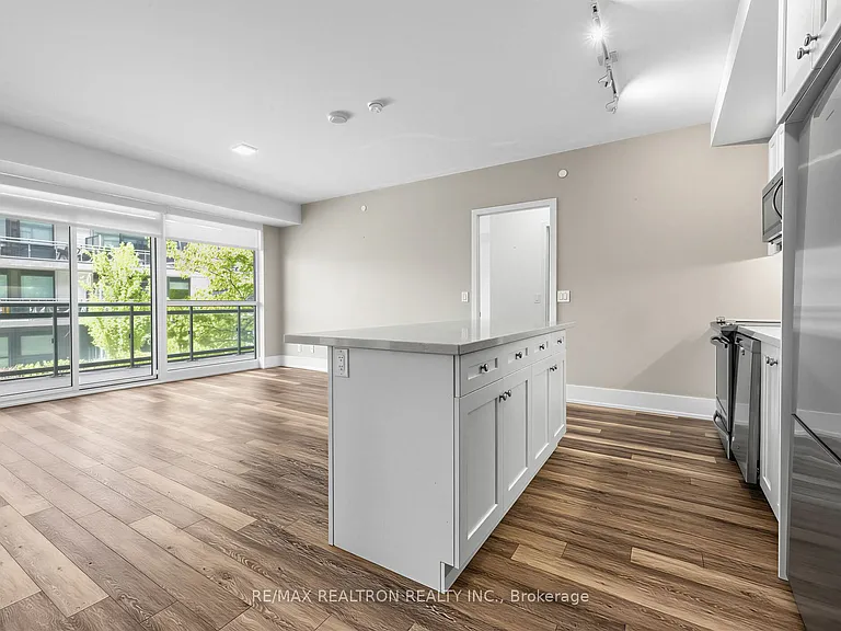 271 Sea Ray Ave #B209 — Photo 3