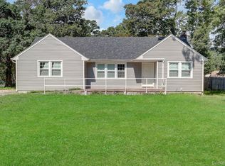 1987 William Floyd Pkwy, Ridge, NY 11961