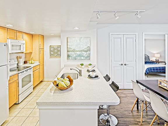 06_Kitchen_ThomasCourt