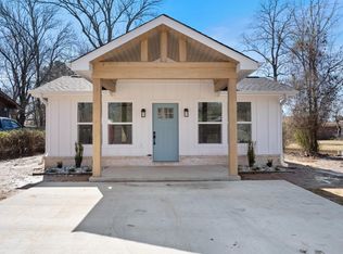 1915 Robins St, Conway, AR 72034