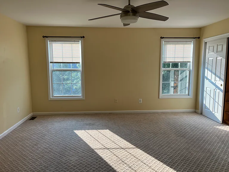 514 Coventry Dr — Photo 26