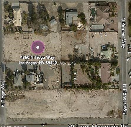 4th image of 4860 N Tioga Way