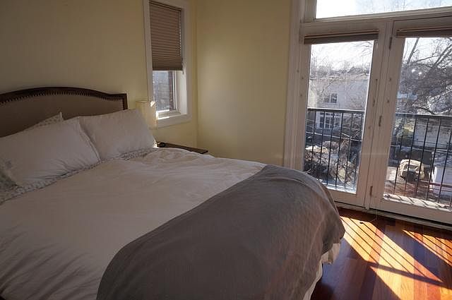 1st image of 4332 N Ashland Ave #4S